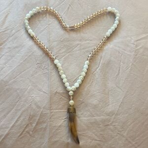 Chic White and Gold Beaded Necklace with Horn Pendant